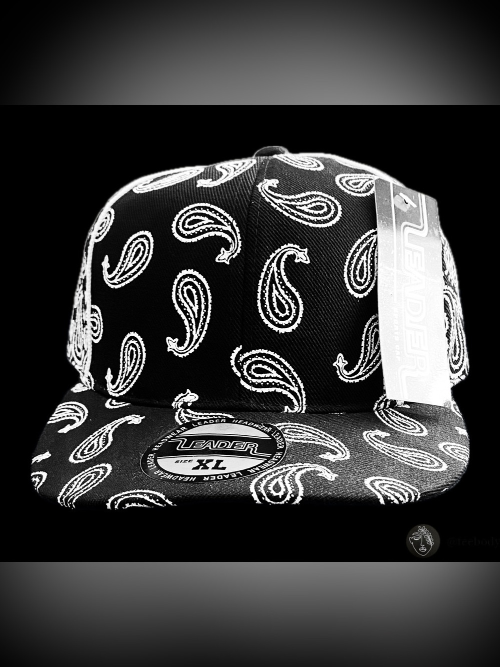 VTG Leader Black Paisley Bandana Print Fitted Hat NWT Size XL